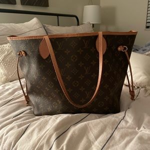 Louis Vuitton Neverfull MM